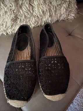 MICHAEL KORS Lace Espadrille Flats - Women's Casual Slip-Ons size 9